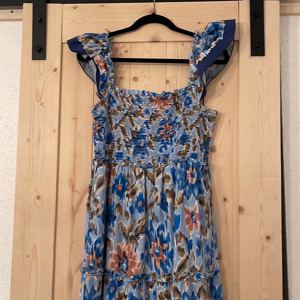 House of Harlow blue floral long dress with side pockets and ruffles sleeves